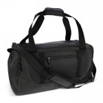 Bolsa de deporte de RPET en color negro con asa acolchada 30L color negro segunda vista