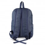 Clásica mochila de RPET en varios colores y bolsillo frontal color azul oscuro quinta vista